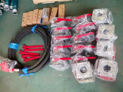 隨車吊廠家:重汽不斷創(chuàng)新設(shè)計(jì)理念非洲市場直銷突破萬輛